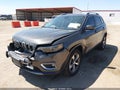 Photo 2 of 16 — 2019 Jeep Cherokee