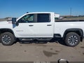 Photo 14 of 15 — 2024 Chevrolet Silverado 2500