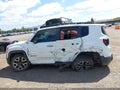 Photo 14 of 16 — 2015 Jeep Renegade