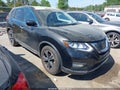 Photo 1 of 16 — 2017 Nissan Rogue