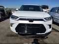 Photo 12 of 16 — 2026 Toyota Highlander