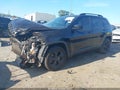 Photo 2 of 17 — 2017 Jeep Cherokee