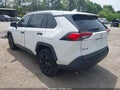 Photo 3 of 17 — 2020 Toyota RAV4