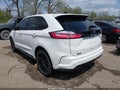 Photo 3 of 15 — 2022 Ford Edge