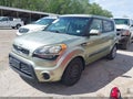 2013 Kia Soul — photo 2 of 11 | VIN KNDJT2A59D7598071