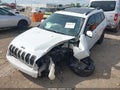Photo 6 of 16 — 2016 Jeep Cherokee