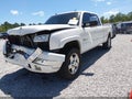 Photo 2 of 17 — 2005 Chevrolet Silverado 2500