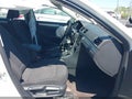 Photo 5 of 16 — 2016 Volkswagen Passat