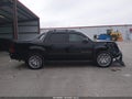 Photo 14 of 18 — 2011 Chevrolet Avalanche