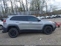 Photo 14 of 17 — 2016 Jeep Cherokee