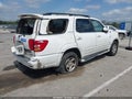Photo 4 of 16 — 2002 Toyota Sequoia