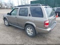 Photo 3 of 12 — 2002 Nissan Pathfinder