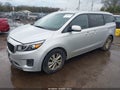 Photo 2 of 17 — 2017 Kia Sedona