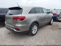 Photo 4 of 16 — 2019 Kia Sorento
