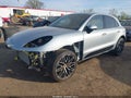 Photo 2 of 22 — 2026 Porsche Macan