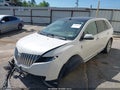 Photo 2 of 16 — 2013 Lincoln MKX
