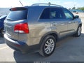 Photo 4 of 16 — 2011 Kia Sorento