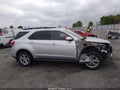 Photo 13 of 16 — 2017 Chevrolet Equinox