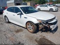 Photo 1 of 17 — 2016 Kia Optima