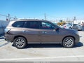 Photo 13 of 16 — 2015 Nissan Pathfinder