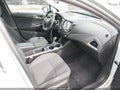 Photo 5 of 17 — 2016 Chevrolet Cruze