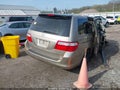 2007 Honda Odyssey — photo 4 of 17 | VIN 5FNRL38257B042696