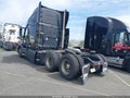 Photo 3 of 18 — 2019 Volvo VNL
