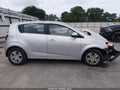 Photo 14 of 19 — 2015 Chevrolet Sonic