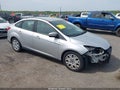 Photo 1 of 16 — 2012 Ford Focus
