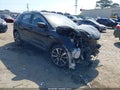 Photo 1 of 17 — 2017 Nissan Rogue Sport