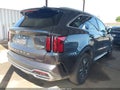 Photo 4 of 16 — 2021 Kia Sorento Hybrid