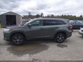 Photo 15 of 17 — 2018 Toyota Highlander