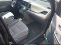 Photo 5 of 17 — 2016 Toyota Sienna