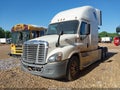 Photo 14 of 19 — 2015 Freightliner Cascadia 125