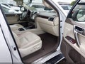 Photo 5 of 17 — 2016 Lexus GX 460