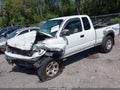 2002 Toyota Tacoma — photo 2 of 17 | VIN 5TESN92NX2Z026809