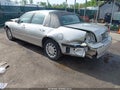 Photo 3 of 22 — 2006 Lincoln Town Car
