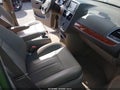 2016 Chrysler Town & Country — photo 5 of 15 | VIN 2C4RC1CG1GR283506