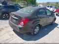 Photo 4 of 16 — 2016 Chevrolet Sonic