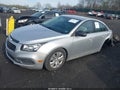 Photo 2 of 12 — 2016 Chevrolet Cruze Limited