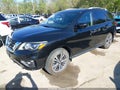Photo 2 of 17 — 2017 Nissan Pathfinder