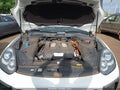 Photo 10 of 12 — 2017 Porsche Cayenne