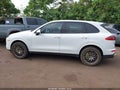 2017 Porsche Cayenne — photo 6 of 12 | VIN WP1AE2A23HLA71459