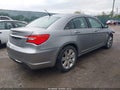 Photo 4 of 11 — 2013 Chrysler 200