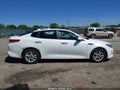 Photo 13 of 16 — 2016 Kia Optima
