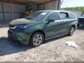 2025 Toyota Sienna — photo 2 of 15 | VIN 5TDJSKFC5SS215319