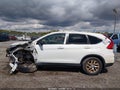 Photo 13 of 15 — 2016 Honda CR-V