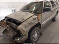 Photo 12 of 13 — 2001 Chevrolet Blazer