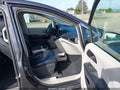 2020 Chrysler Voyager — photo 5 of 16 | VIN 2C4RC1DG0LR257441