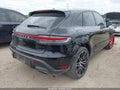 Photo 4 of 17 — 2023 Porsche Macan